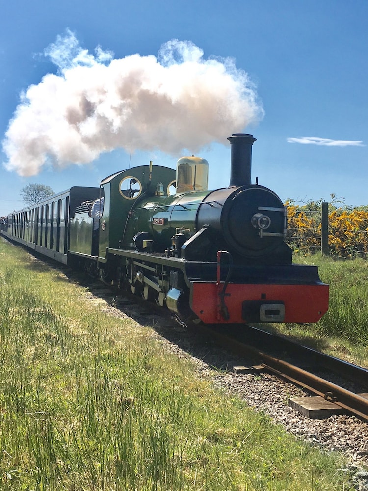 Virgin Experience Days Lake District Steam Train - Image 2 of 4
